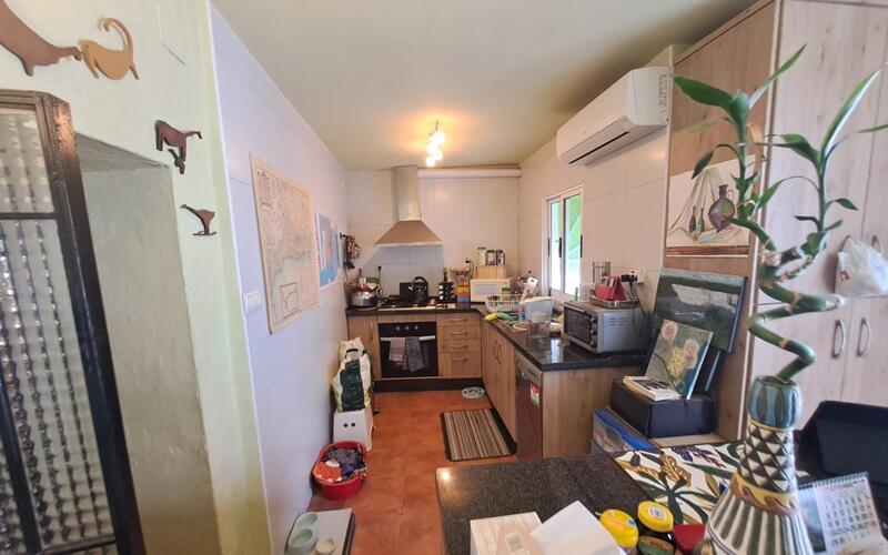 3 bedroom Townhouse for sale
