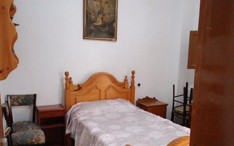 2 bedroom Townhouse for sale