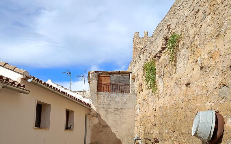 2 bedroom Townhouse for sale