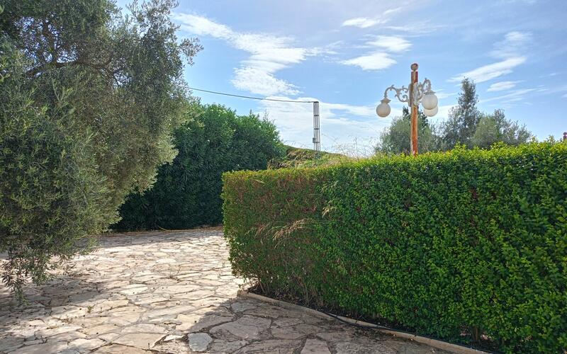 3 bedroom Country House for sale 3 bedroom Country House for sale