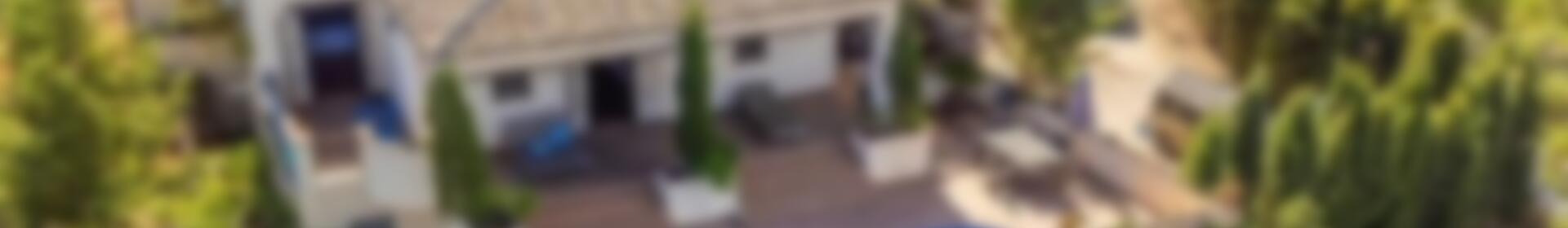 5 bedroom Commercial Property for sale