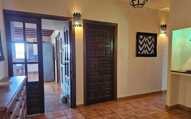 5 bedroom Commercial Property for sale