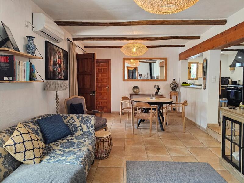 4 bedroom Commercial Property for sale