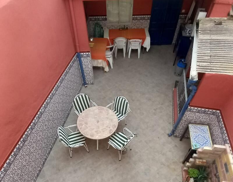 3 спальная комната городская тюрьма продается