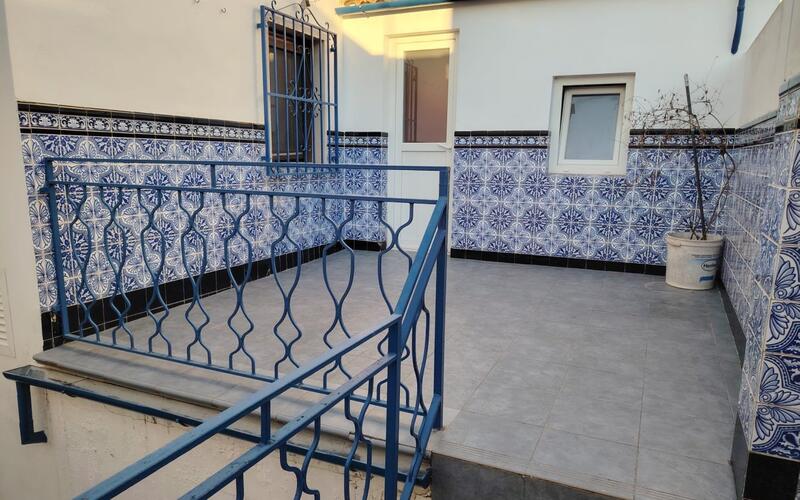 3 bedroom Townhouse for sale