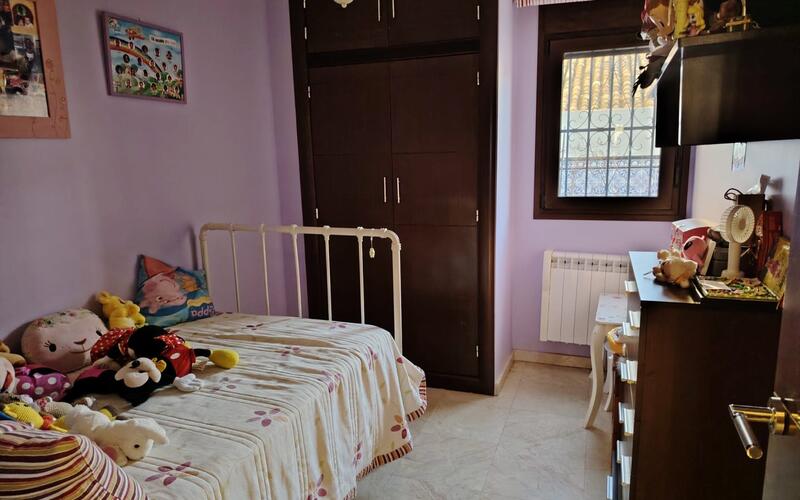 3 bedroom Townhouse for sale