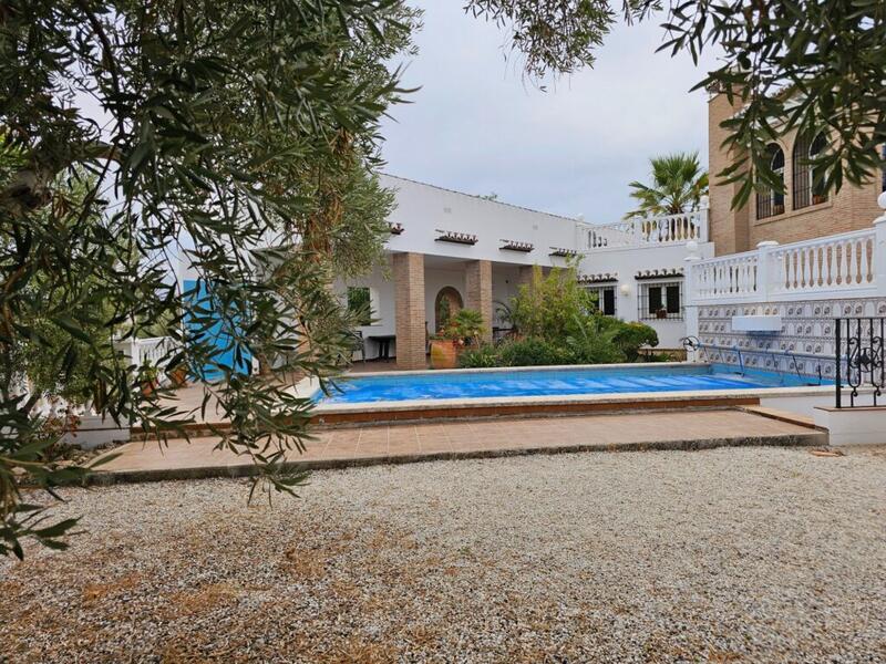 3 Schlafzimmer Landhaus zu verkaufen 3 Schlafzimmer Landhaus zu verkaufen