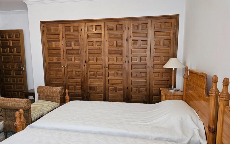 3 Schlafzimmer Landhaus zu verkaufen 3 Schlafzimmer Landhaus zu verkaufen