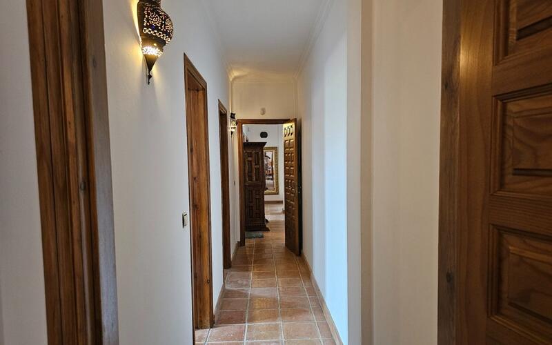 3 Schlafzimmer Landhaus zu verkaufen 3 Schlafzimmer Landhaus zu verkaufen