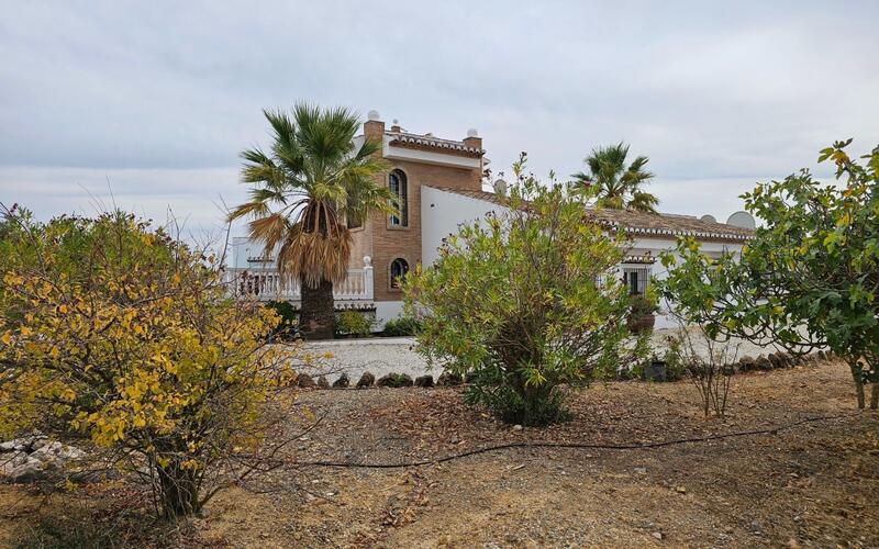 3 Schlafzimmer Landhaus zu verkaufen 3 Schlafzimmer Landhaus zu verkaufen