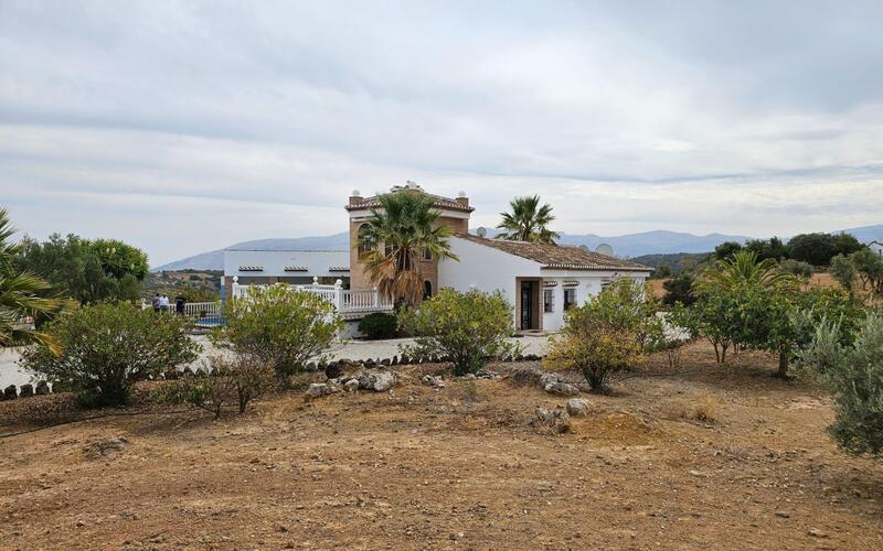 3 Schlafzimmer Landhaus zu verkaufen 3 Schlafzimmer Landhaus zu verkaufen