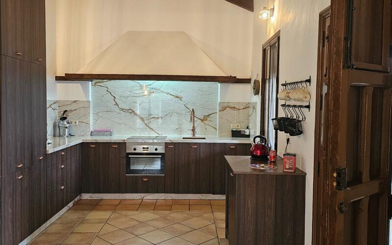 4 soverom Forretningseiendom til salgs 4 soverom Forretningseiendom til salgs