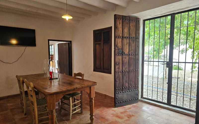 4 спальная комната Деревенский Дом продается 4 спальная комната Деревенский Дом продается