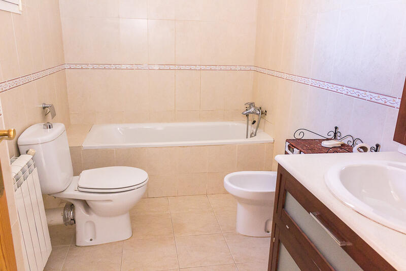 3 bedroom Townhouse for sale