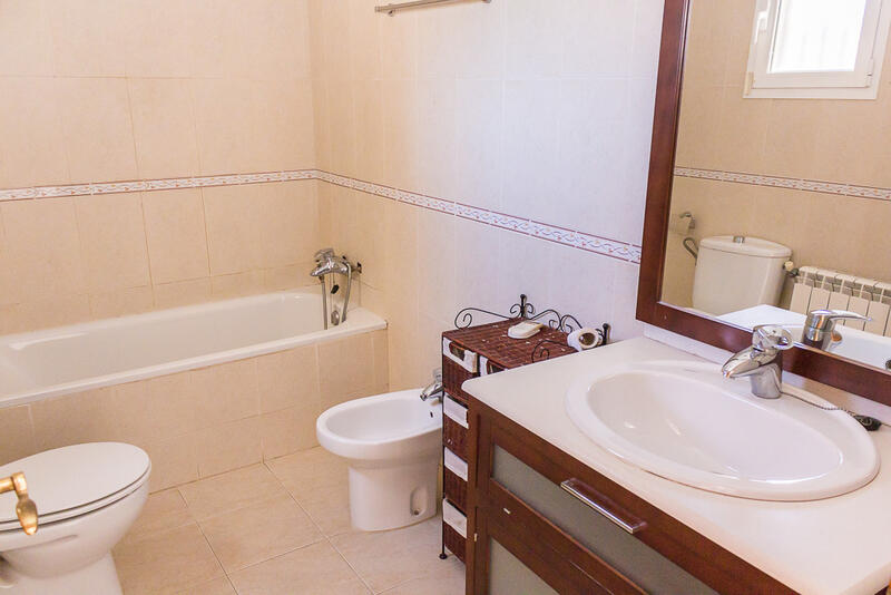 3 bedroom Townhouse for sale