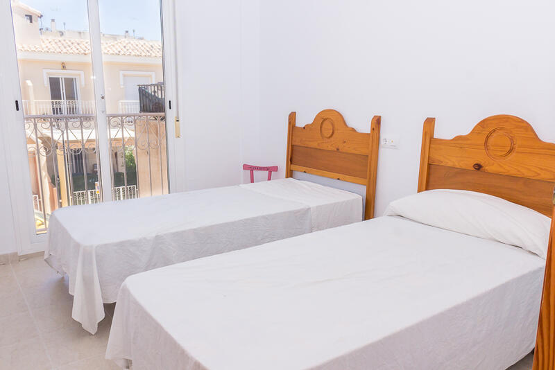 3 bedroom Townhouse for sale