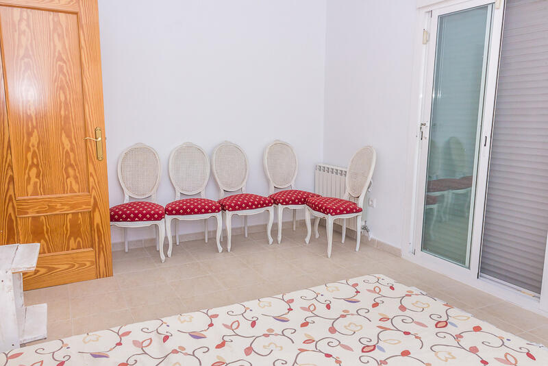 3 bedroom Townhouse for sale