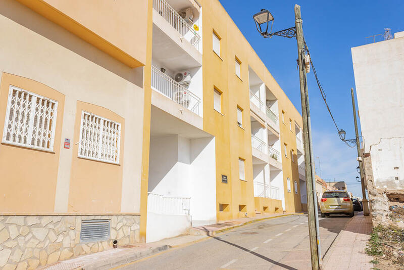 2 спальная комната квартира продается