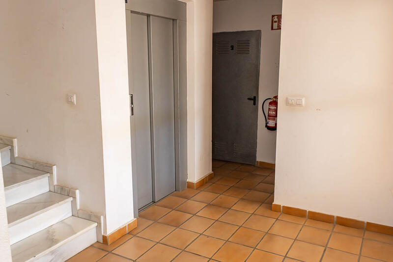 2 спальная комната квартира продается