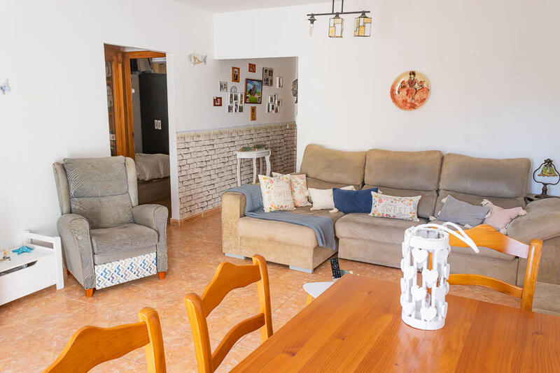 2 спальная комната квартира продается