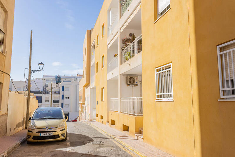 2 спальная комната квартира продается