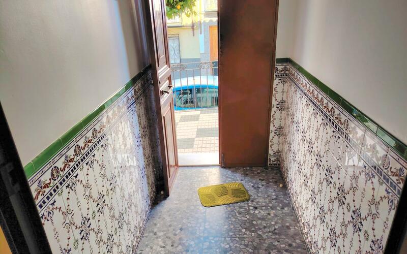 4 Schlafzimmer Stadthaus zu verkaufen