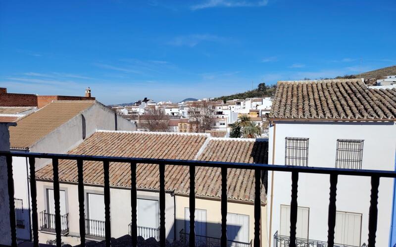 4 Schlafzimmer Stadthaus zu verkaufen