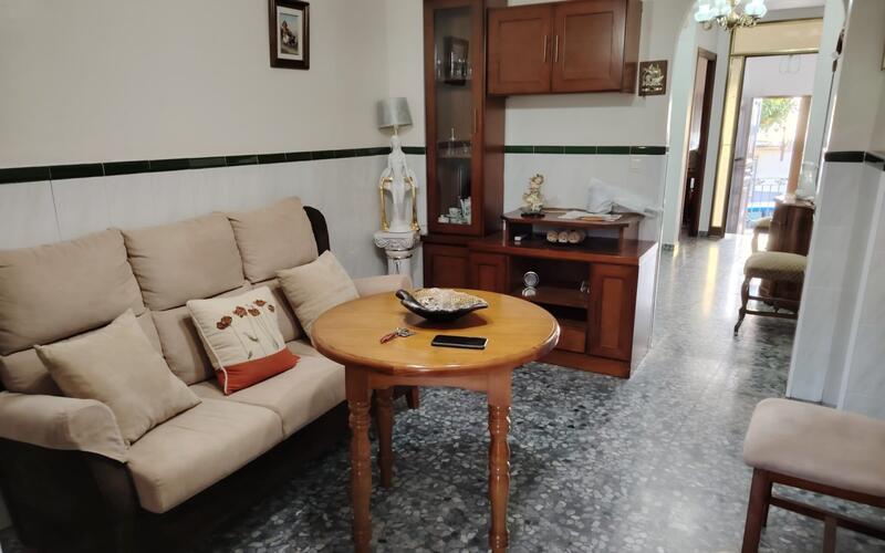 4 Schlafzimmer Stadthaus zu verkaufen