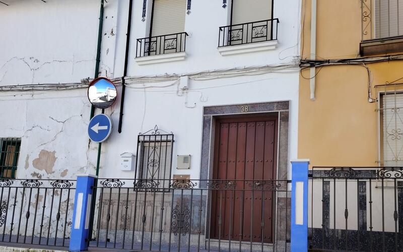 4 soverom Rekkehus til salgs 4 soverom Rekkehus til salgs