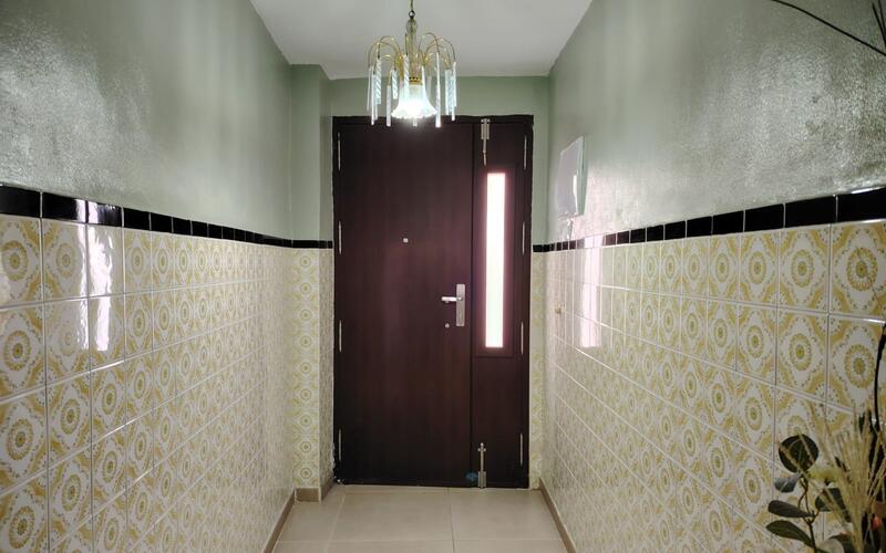 3 спальная комната городская тюрьма продается