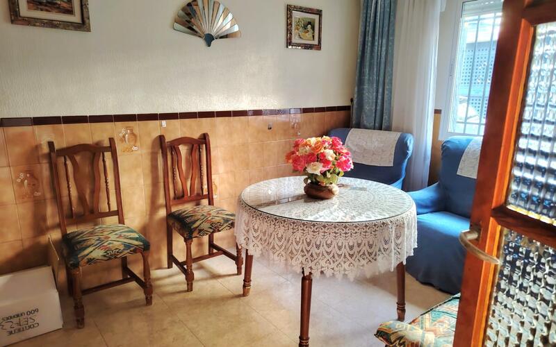 4 bedroom Townhouse for sale