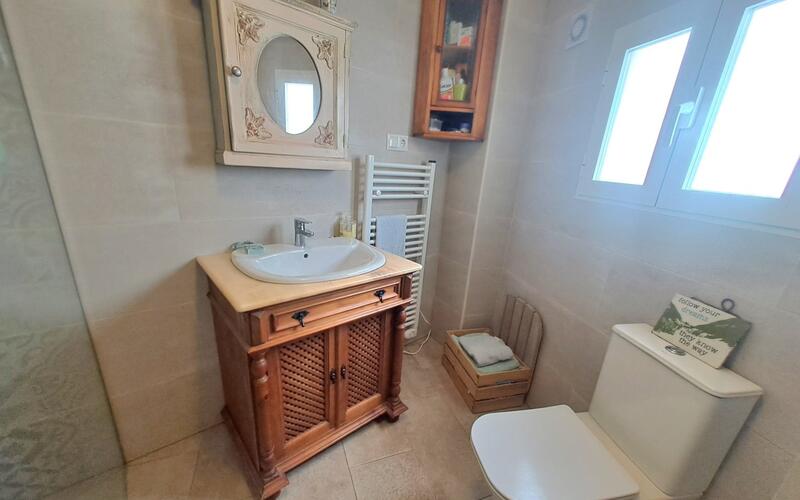 4 soveværelse Byhus til salg