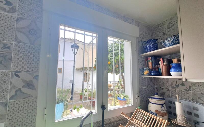 4 soveværelse Byhus til salg