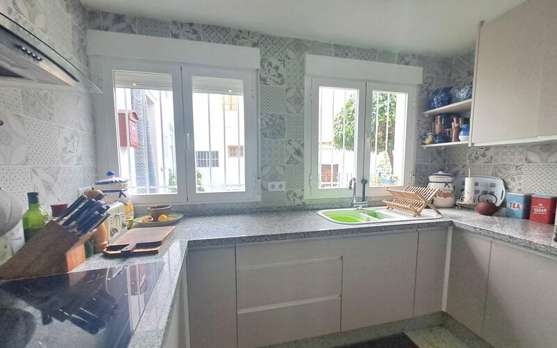 4 soveværelse Byhus til salg