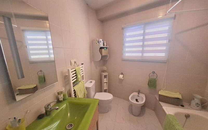 4 soveværelse Byhus til salg