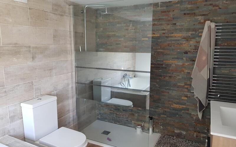 3 chambre Local Commercial à vendre