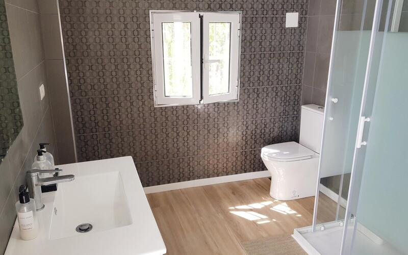 3 chambre Local Commercial à vendre