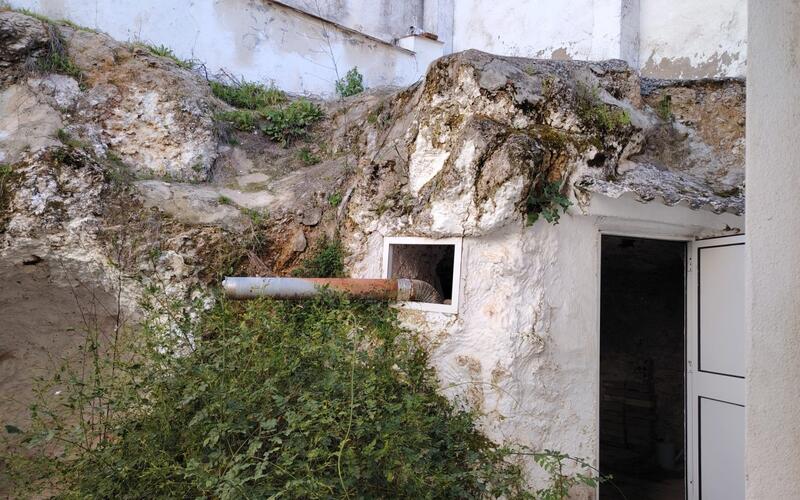 4 slaapkamer Gezinswoning Te koop 4 slaapkamer Gezinswoning Te koop