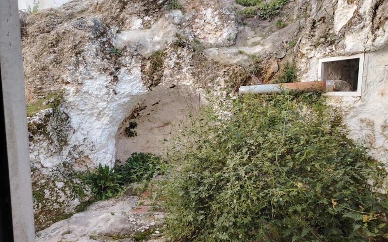 4 slaapkamer Gezinswoning Te koop 4 slaapkamer Gezinswoning Te koop