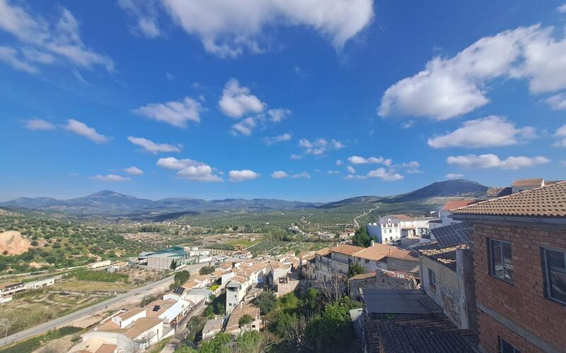 Stadthaus zu verkaufen in Castillo de Locubin, Jaén Stadthaus zu verkaufen in Castillo de Locubin, Jaén