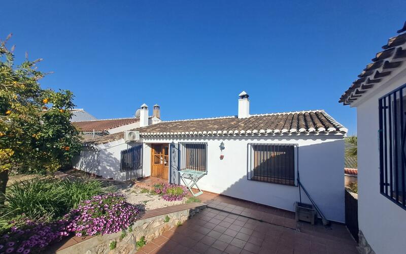 Villa en venta en Venta del Peral, Granada