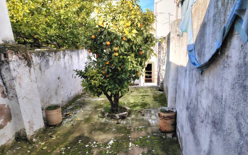 2 slaapkamer Gezinswoning Te koop