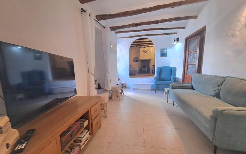 3 bedroom Townhouse for sale