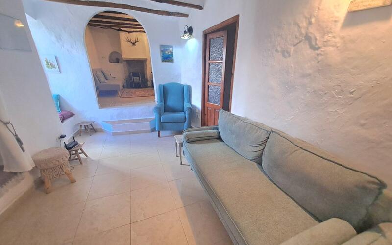 3 bedroom Townhouse for sale