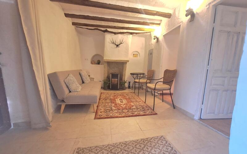 3 bedroom Townhouse for sale