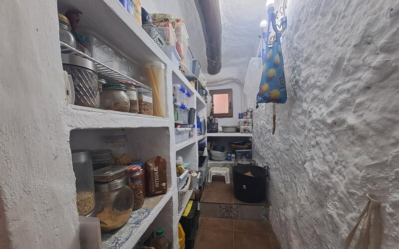 3 bedroom Townhouse for sale