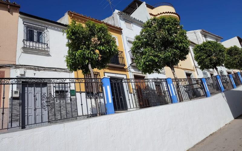 Stadthaus zu verkaufen in Rute, Córdoba