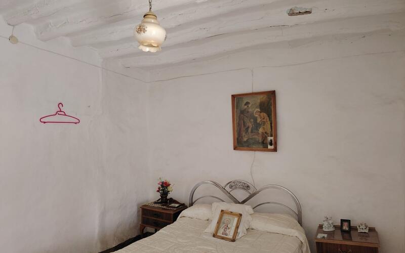 3 bedroom Townhouse for sale