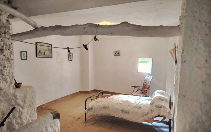 3 bedroom Townhouse for sale