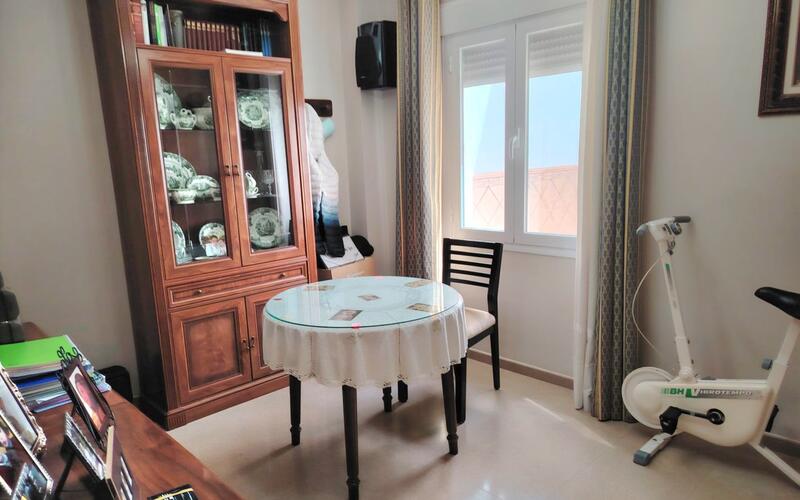 3 Schlafzimmer Stadthaus zu verkaufen